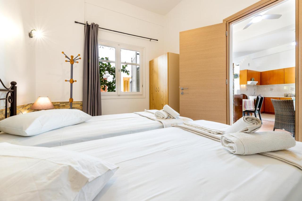 Town House For 6-16 With Ac Villa Парос Екстериор снимка