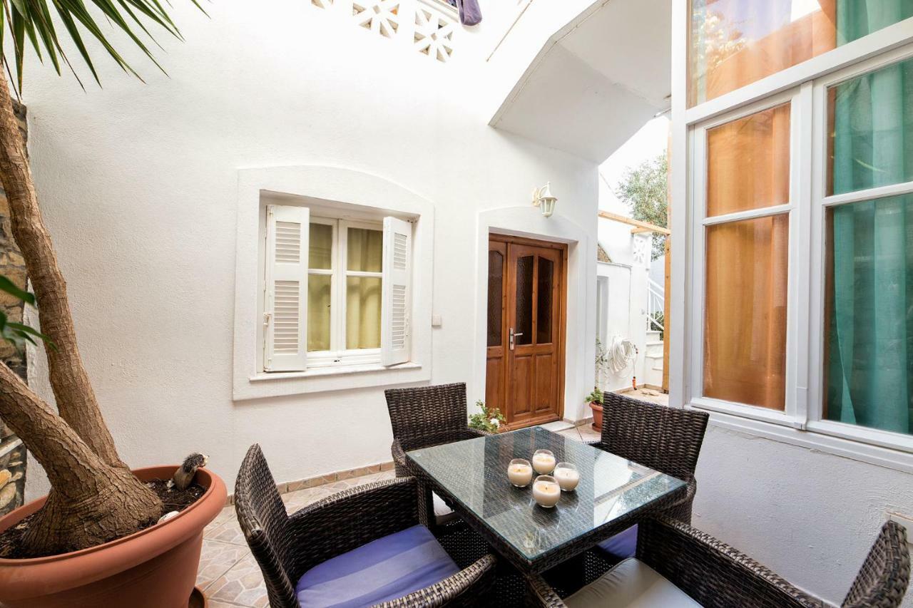 Town House For 6-16 With Ac Villa Парос Екстериор снимка