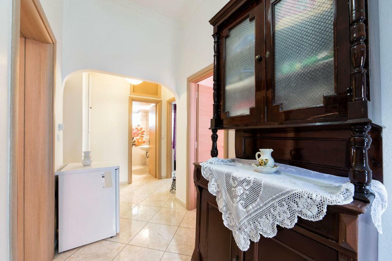 Town House For 6-16 With Ac Villa Парос Екстериор снимка