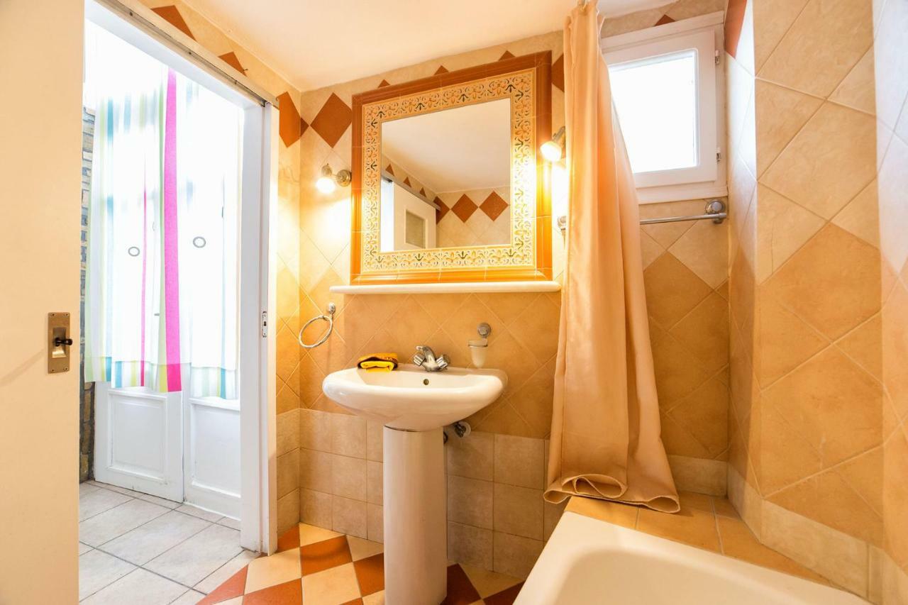 Town House For 6-16 With Ac Villa Парос Екстериор снимка